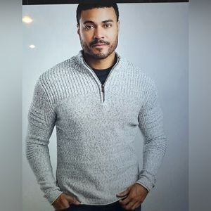 Outpost Maker’s  quarter zip sweater. Large.